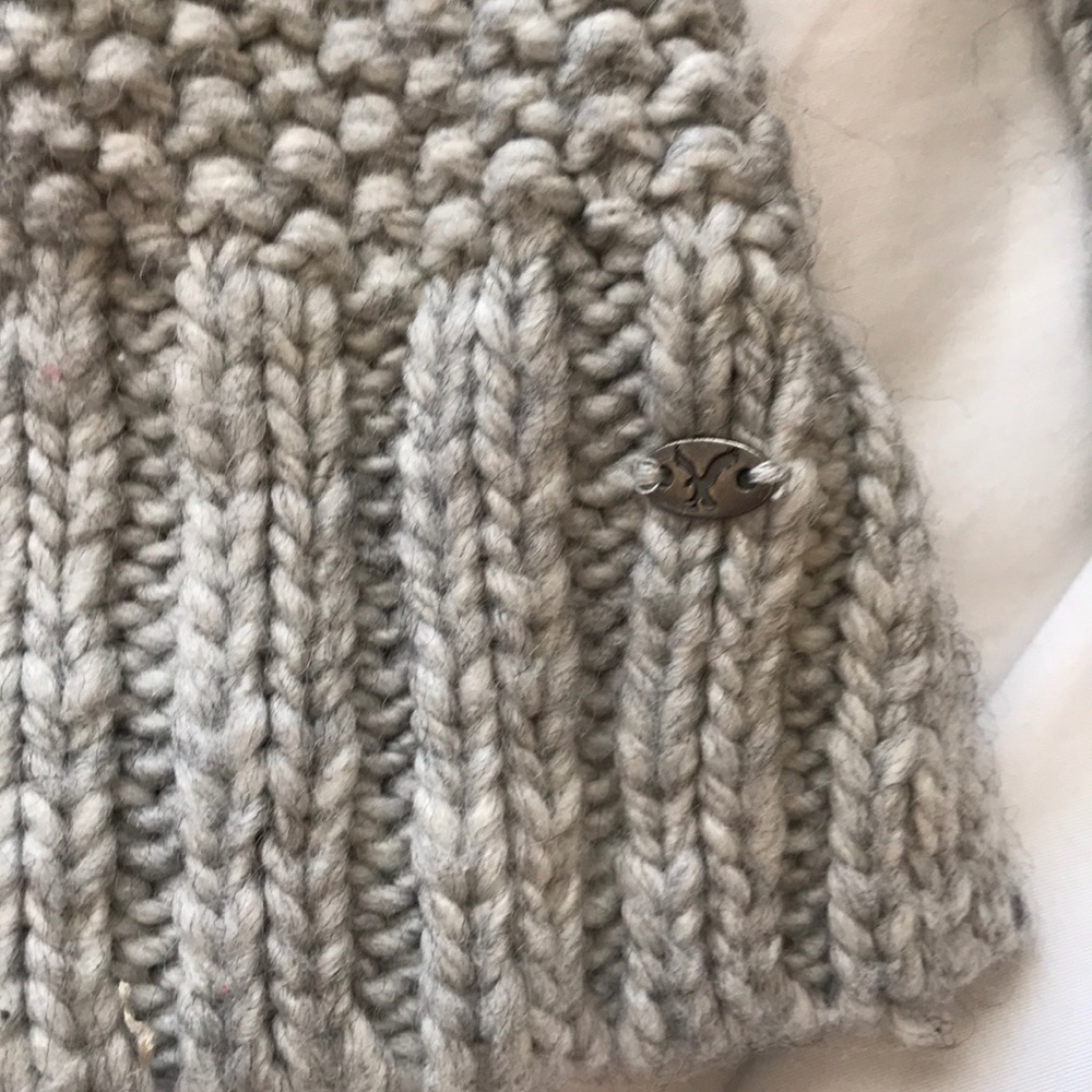 Sweater - Picture 2 of 2